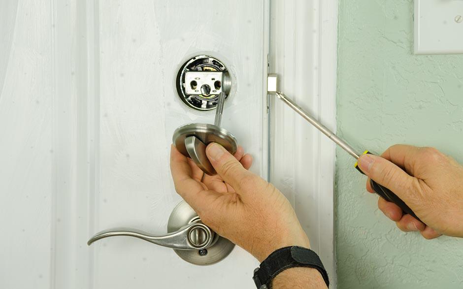 prix d'un serrurier pour ouvrir une porte Creil